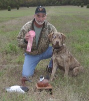 Steve Sherbondy with Westwind Primetime Deke, 9 months old, winner of the Junior Puppy stake. Deke is a CH Saco MH and CH Westwind Stitch in TIme JH puppy.
(Photo by Jane Pappler)